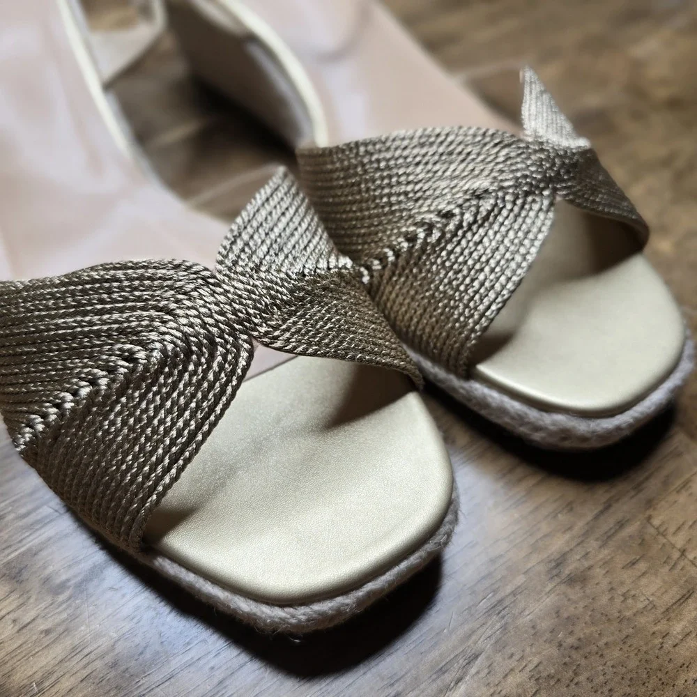 Women's Espadrille Wedge Sandals 9.5 Ankle Strap Open Toe Champagne NWOB